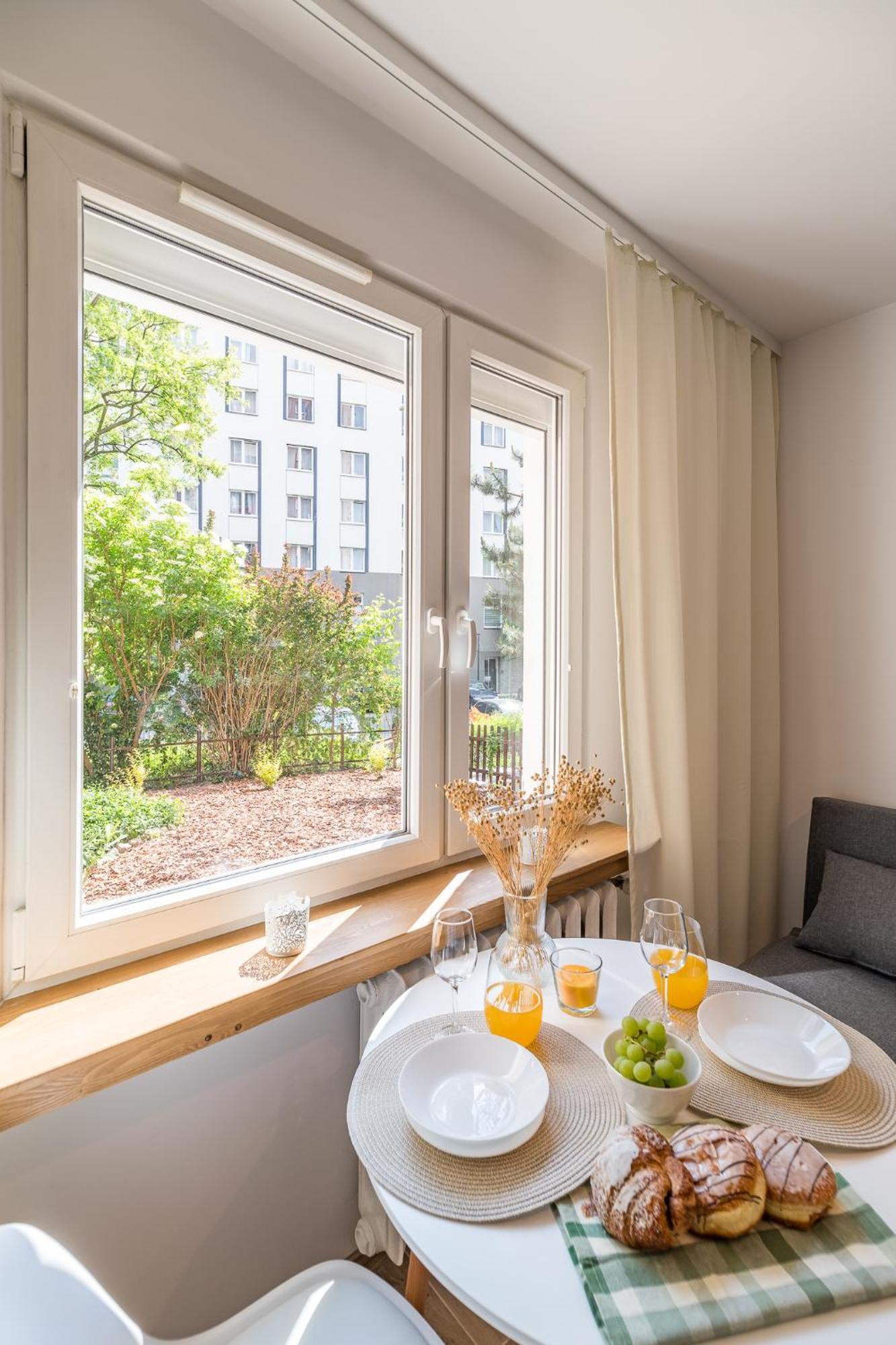 Krakow Czyzyny - Terrace By Rentujemy Apartamento Exterior foto