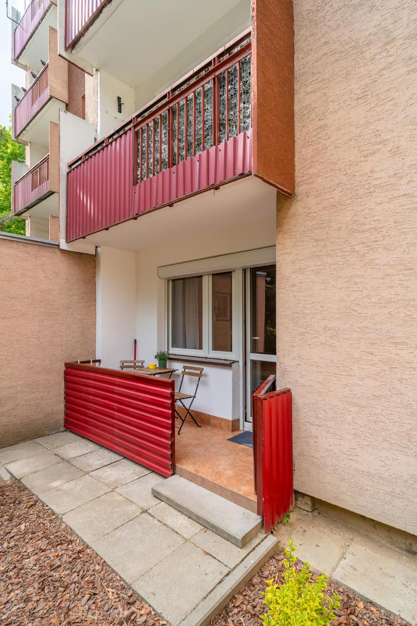 Krakow Czyzyny - Terrace By Rentujemy Apartamento Exterior foto